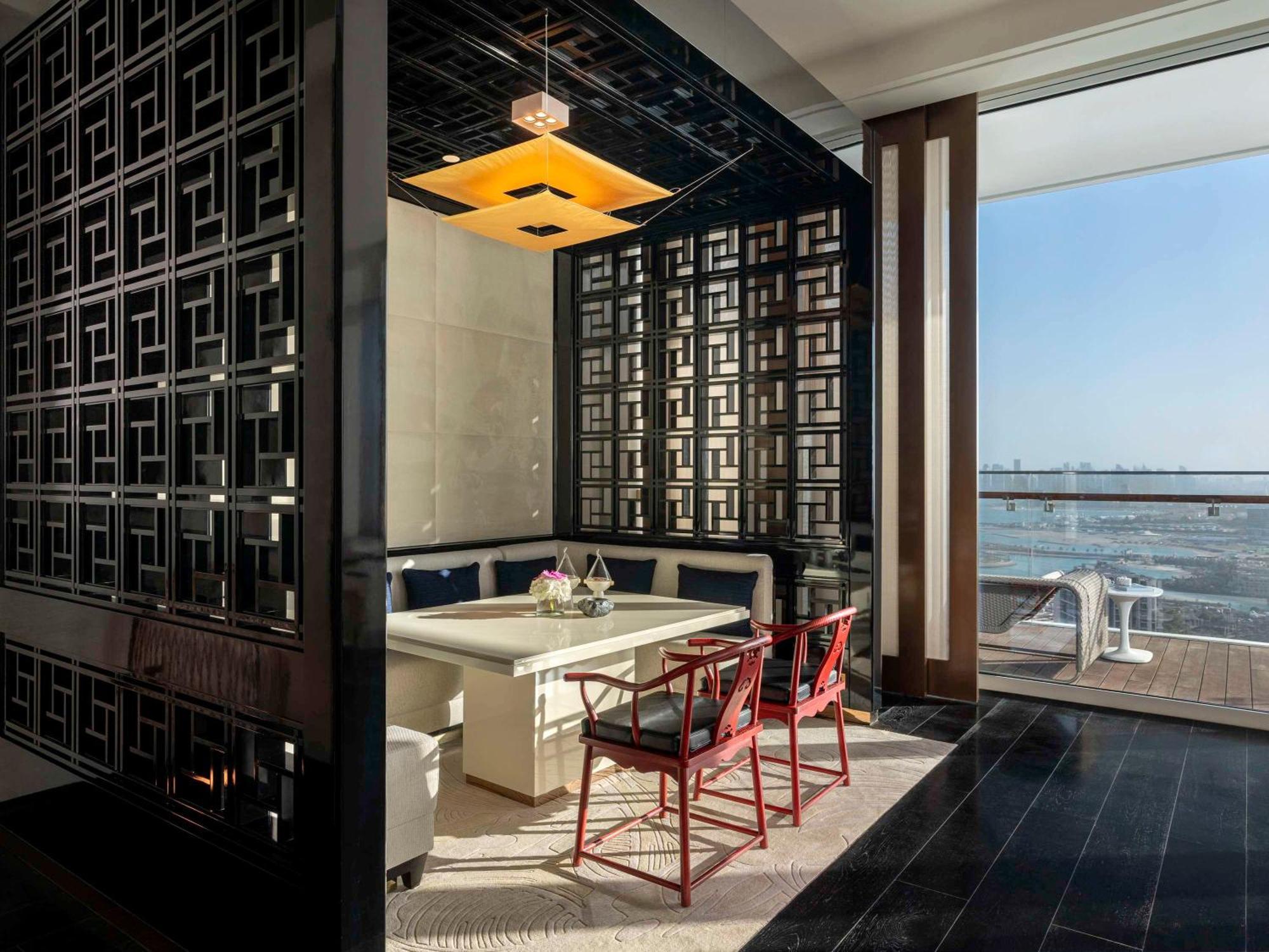 Отель Fairmont Doha Lusail Экстерьер фото The interior of the hotel