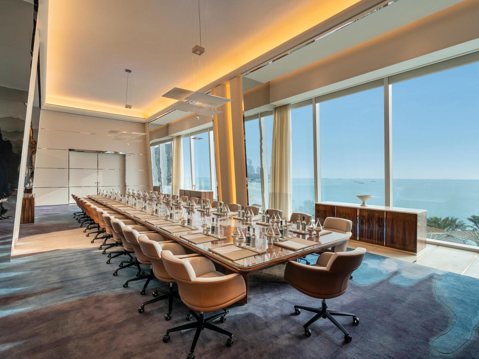 Отель Fairmont Doha Lusail Экстерьер фото Boardroom