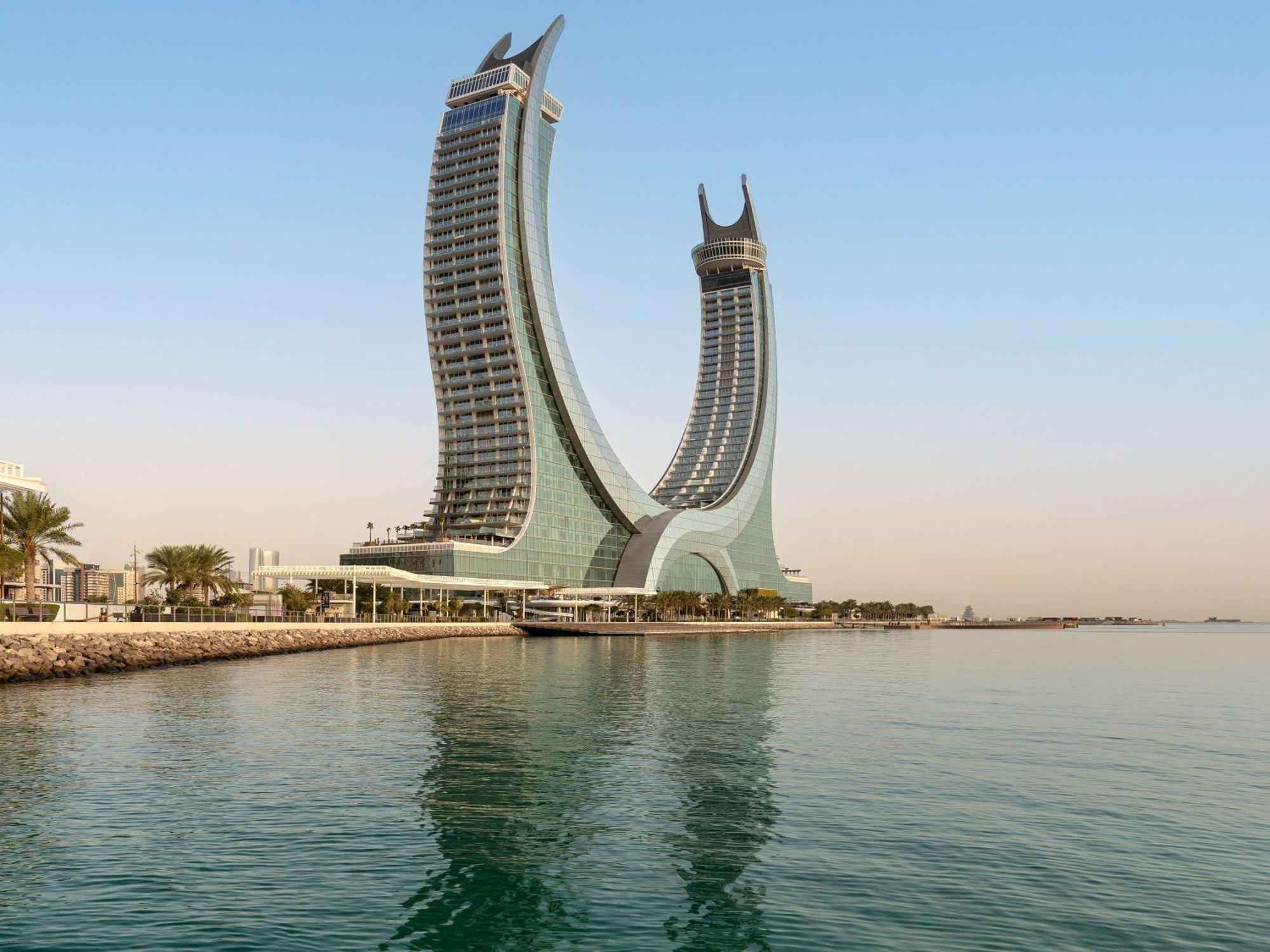 Отель Fairmont Doha Lusail Экстерьер фото The King Fisher Hotel