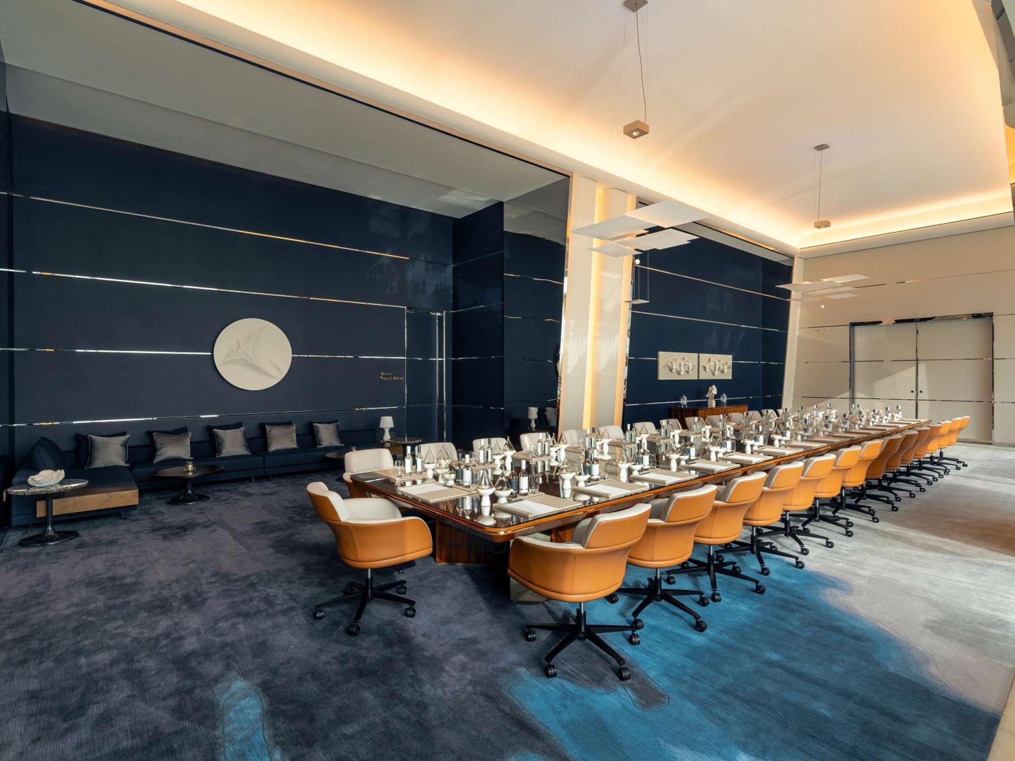 Отель Fairmont Doha Lusail Экстерьер фото Boardroom